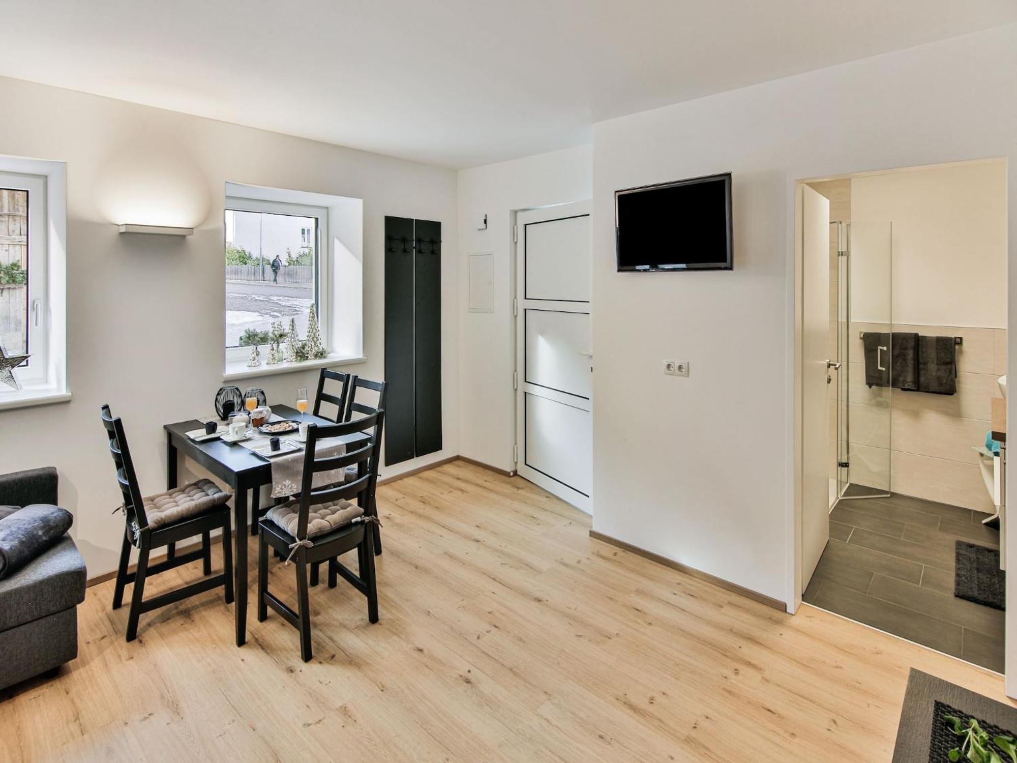 Elegant Apartment In Inzing With Terrace Eksteriør bilde